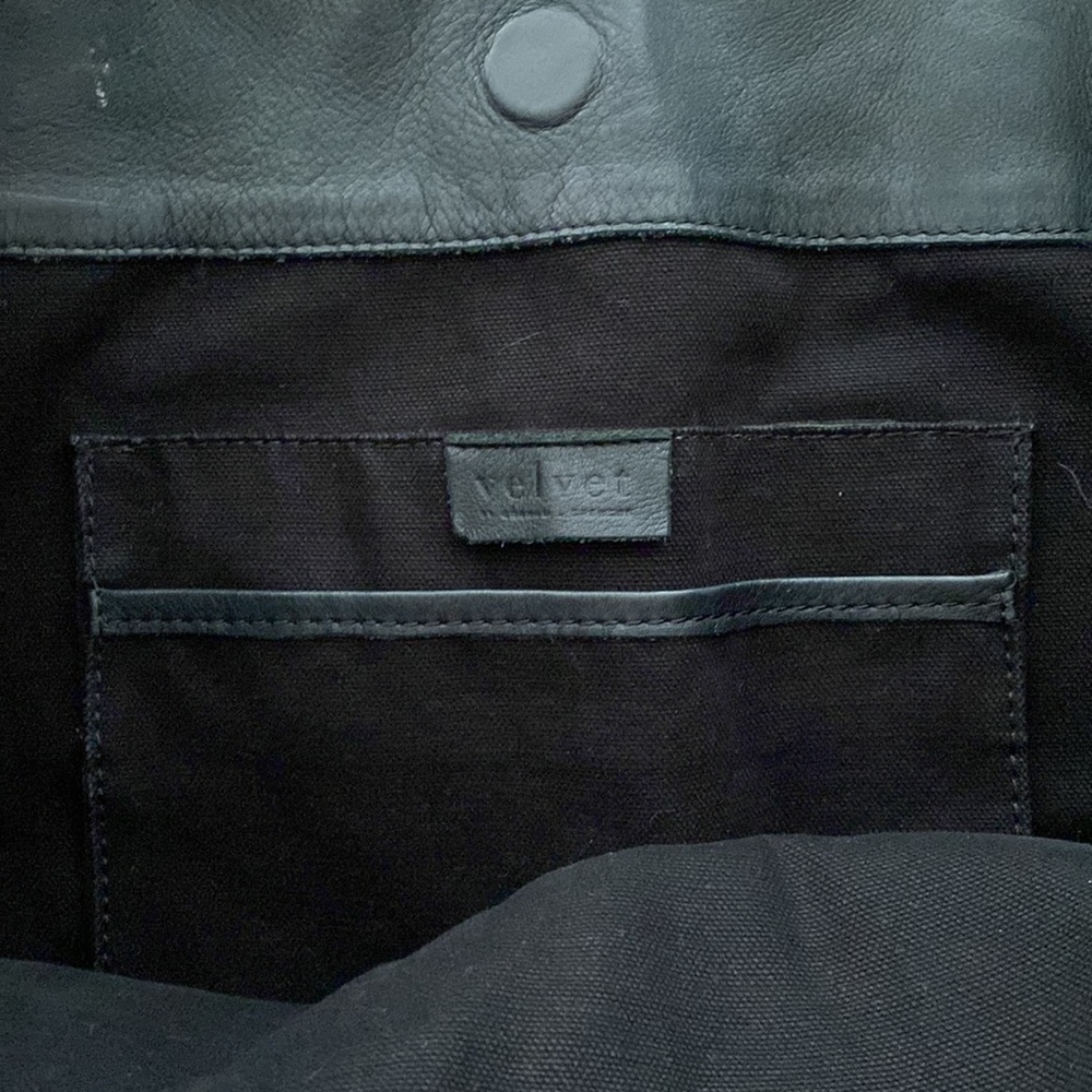 ⚡️SALE! Velvet by Graham & Spencer Leather Tote in Black - Picture 2 of 6